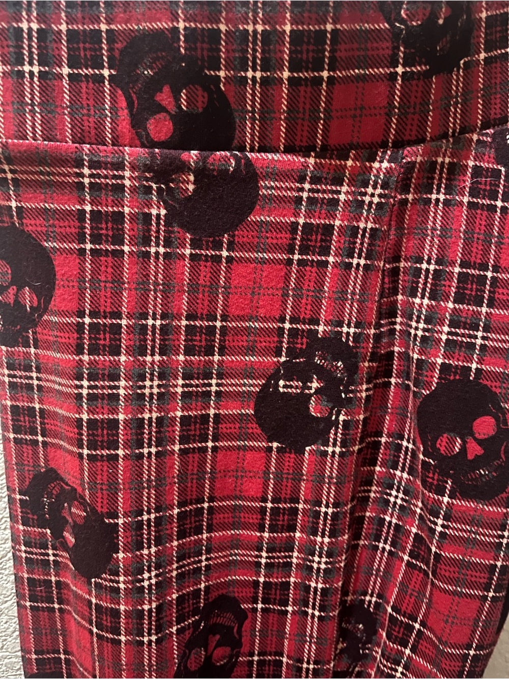 Torrid Size 2 Red Plaid Skull Leggings